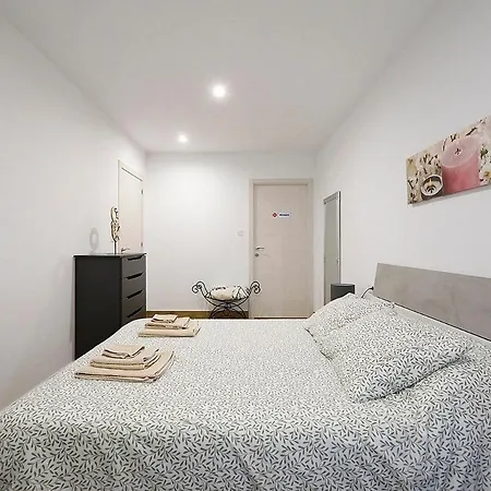 Modern Well Connected Appartement San Sebastian